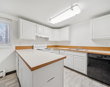 12332 End Street - Photo Thumbnail 22
