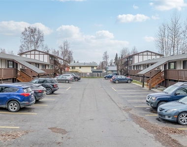 12332 End Street - Photo Thumbnail 10