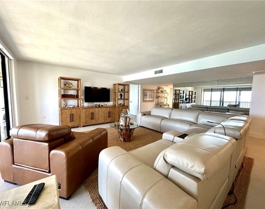 10951 Gulf Shore Drive - Photo Thumbnail 5