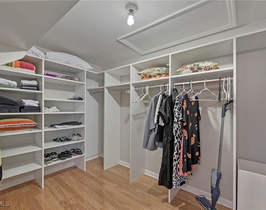 722 10th Avenue S - Photo Thumbnail 9