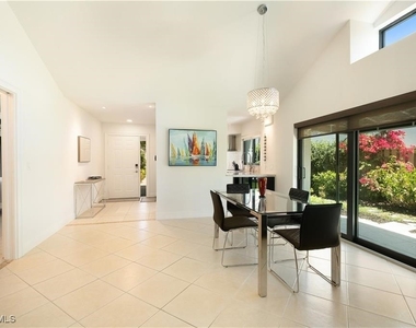 845 Reef Point Circle - Photo Thumbnail 3