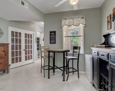 280 Robin Hood Circle - Photo Thumbnail 12