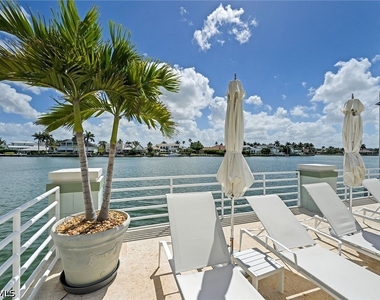 4560 Gulf Shore Boulevard N - Photo Thumbnail 25