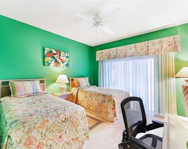 4560 Gulf Shore Boulevard N - Photo Thumbnail 15