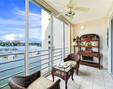 4560 Gulf Shore Boulevard N - Photo Thumbnail 17