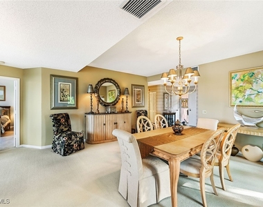 4560 Gulf Shore Boulevard N - Photo Thumbnail 6