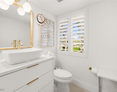 175 Fifth Avenue S - Photo Thumbnail 30