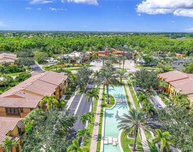 9076 Rialto Street - Photo Thumbnail 4