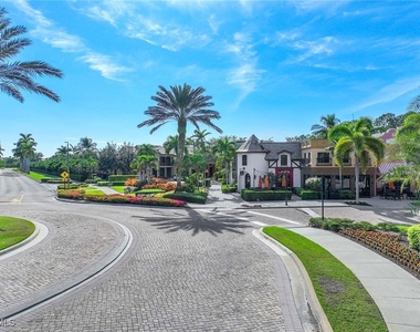 9076 Rialto Street - Photo Thumbnail 39