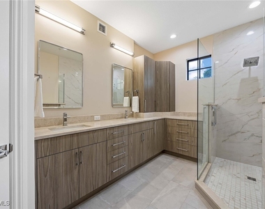 9076 Rialto Street - Photo Thumbnail 25