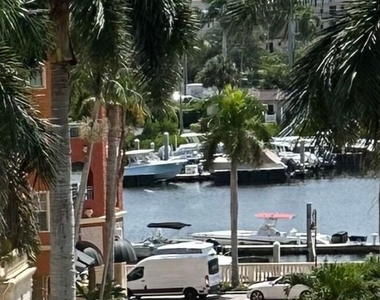 410 Bayfront Place - Photo Thumbnail 13