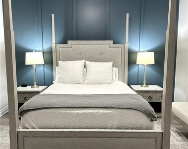 410 Bayfront Place - Photo Thumbnail 8