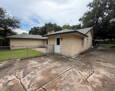 5850 Paisley Street - Photo Thumbnail 18