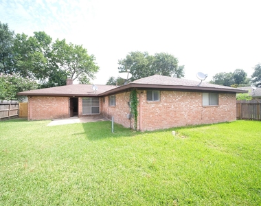12327 Shannon Hill - Photo Thumbnail 14
