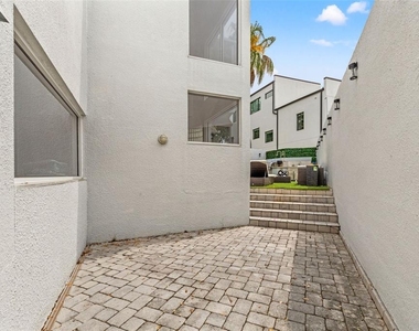 4522 W North B Street - Photo Thumbnail 38