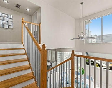 4522 W North B Street - Photo Thumbnail 17