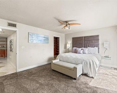 4522 W North B Street - Photo Thumbnail 20