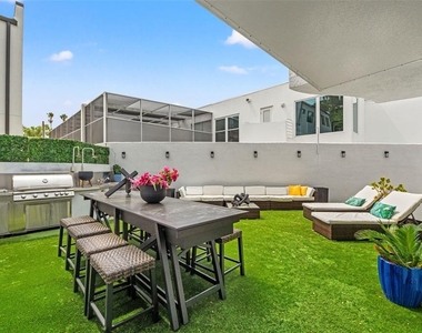 4522 W North B Street - Photo Thumbnail 36