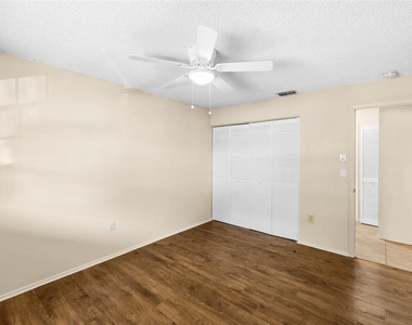 13250 Ridge Road - Photo Thumbnail 23