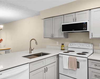 13250 Ridge Road - Photo Thumbnail 5