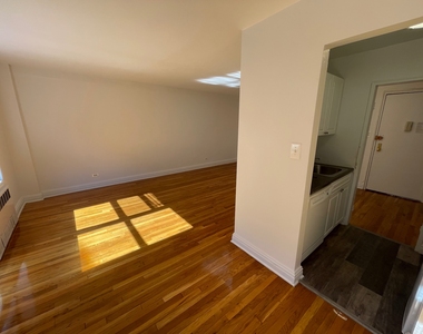 102-20 67th Drive - Photo Thumbnail 15