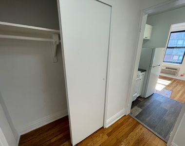 102-20 67th Drive - Photo Thumbnail 10