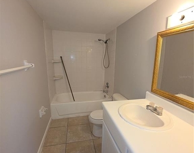921 W Oak Ridge Road - Photo Thumbnail 10