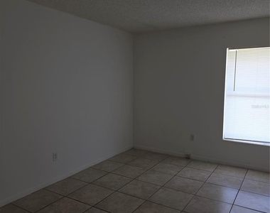 921 W Oak Ridge Road - Photo Thumbnail 5