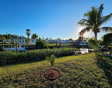 1153 Clark Street - Photo Thumbnail 34
