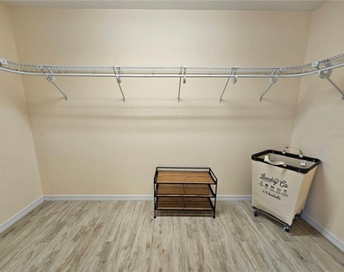 1153 Clark Street - Photo Thumbnail 19