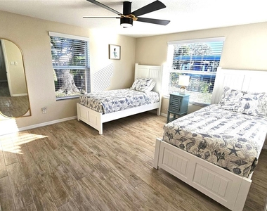 1153 Clark Street - Photo Thumbnail 22