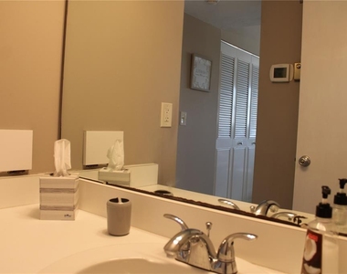 4460 Ironwood Circle - Photo Thumbnail 13