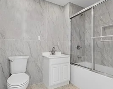 81 Willoughby Street - Photo Thumbnail 6