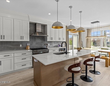 1608 East Street - Photo Thumbnail 41