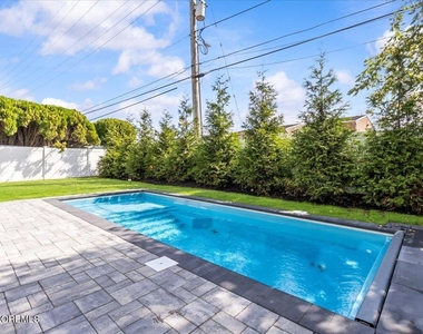 1608 East Street - Photo Thumbnail 50