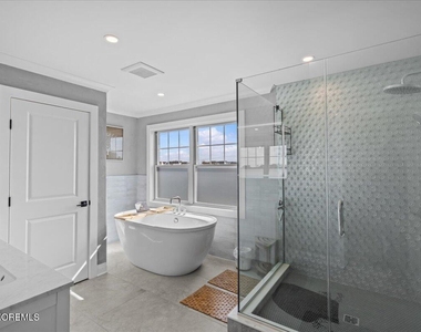 1608 East Street - Photo Thumbnail 15