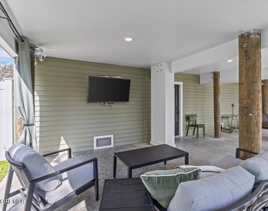 1608 East Street - Photo Thumbnail 9