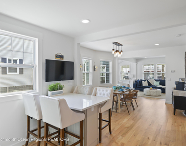 316 Park Place Avenue - Photo Thumbnail 12