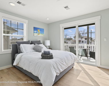 316 Park Place Avenue - Photo Thumbnail 17