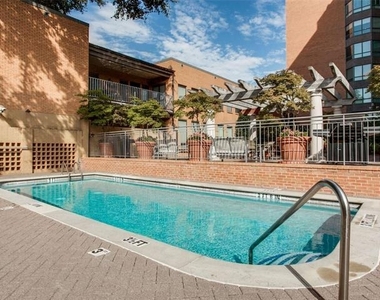 4242 Lomo Alto Drive - Photo Thumbnail 11