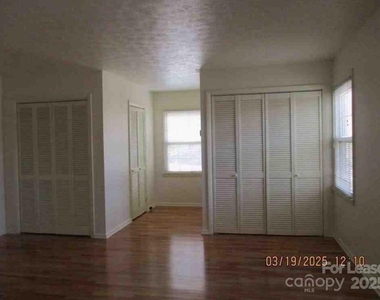 200 Daniel Drive - Photo Thumbnail 10