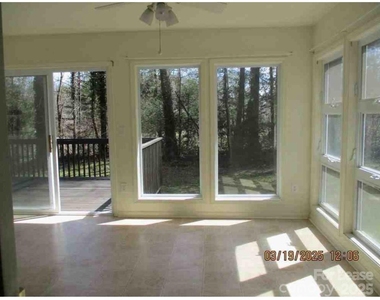 200 Daniel Drive - Photo Thumbnail 6