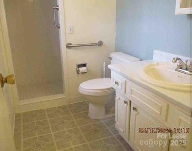200 Daniel Drive - Photo Thumbnail 11
