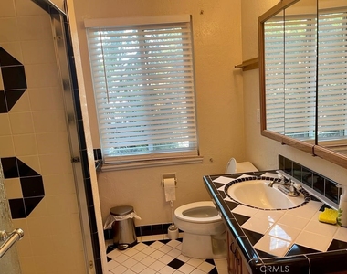 1308 Benedict Drive - Photo Thumbnail 6