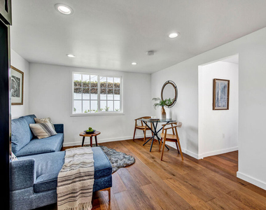 4313 1/2 W 59th Street - Photo Thumbnail 5