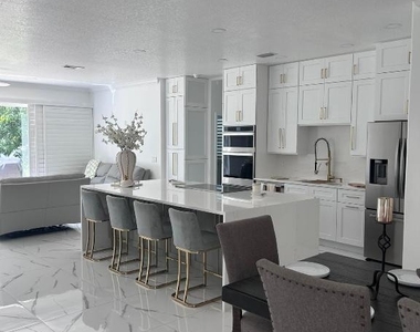 3158 Sw Martin Street - Photo Thumbnail 22