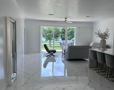 3158 Sw Martin Street - Photo Thumbnail 24