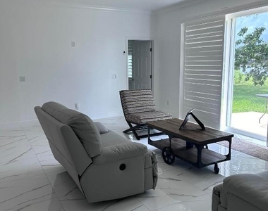 3158 Sw Martin Street - Photo Thumbnail 18