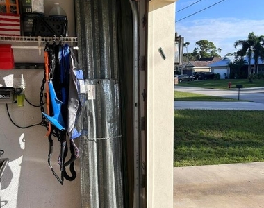 3158 Sw Martin Street - Photo Thumbnail 13