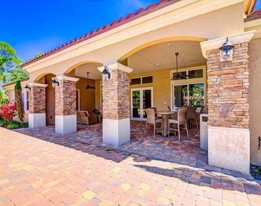 151 Sword Fern Place - Photo Thumbnail 12